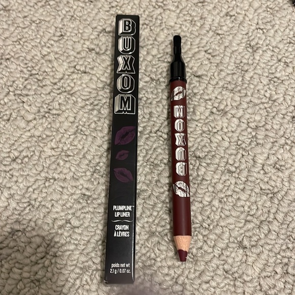 Buxom plumping lip liner - Picture 2 of 2